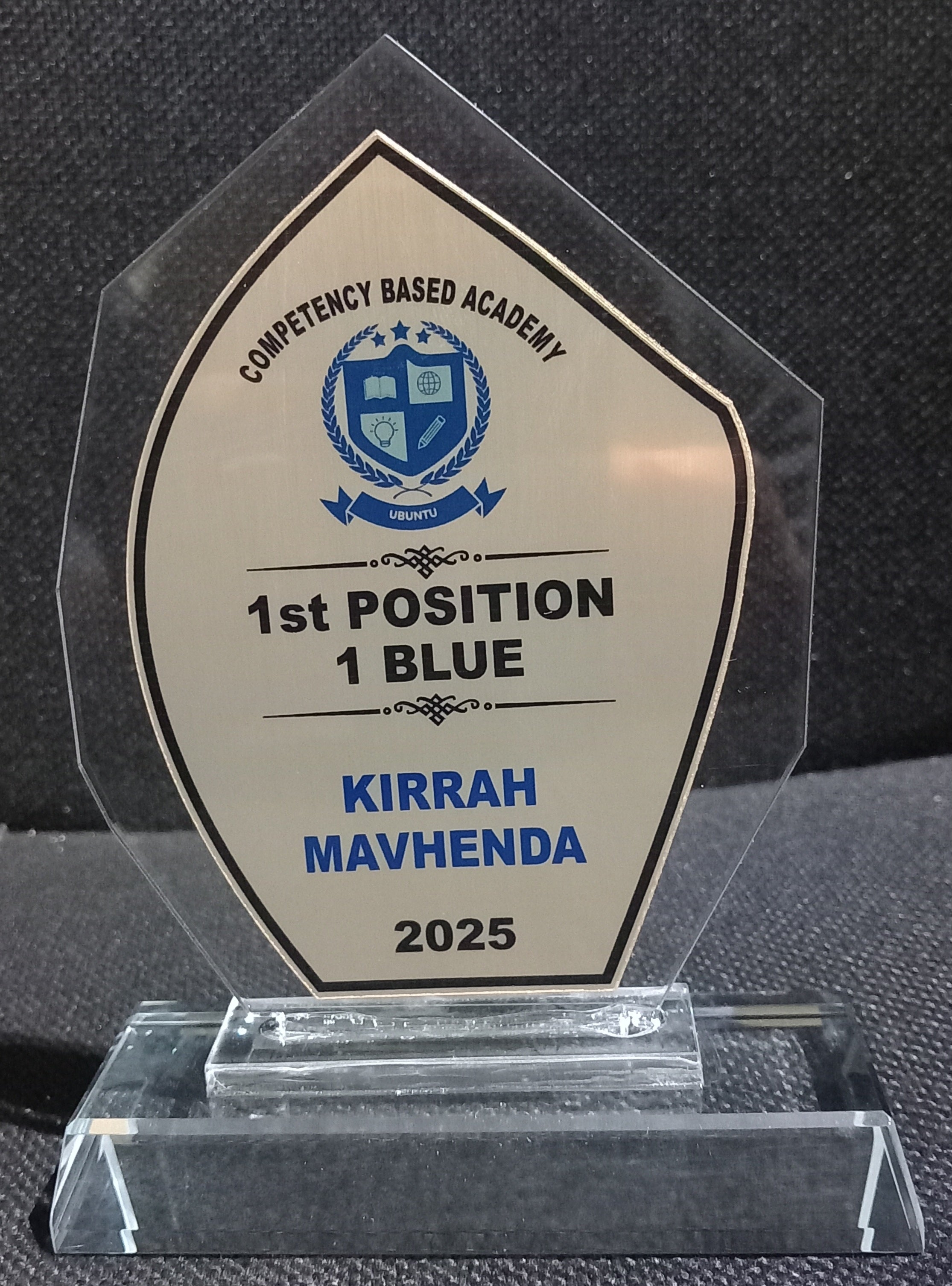 Accolade Award Series - Premium Crystal Glass Award with Metallic Finish