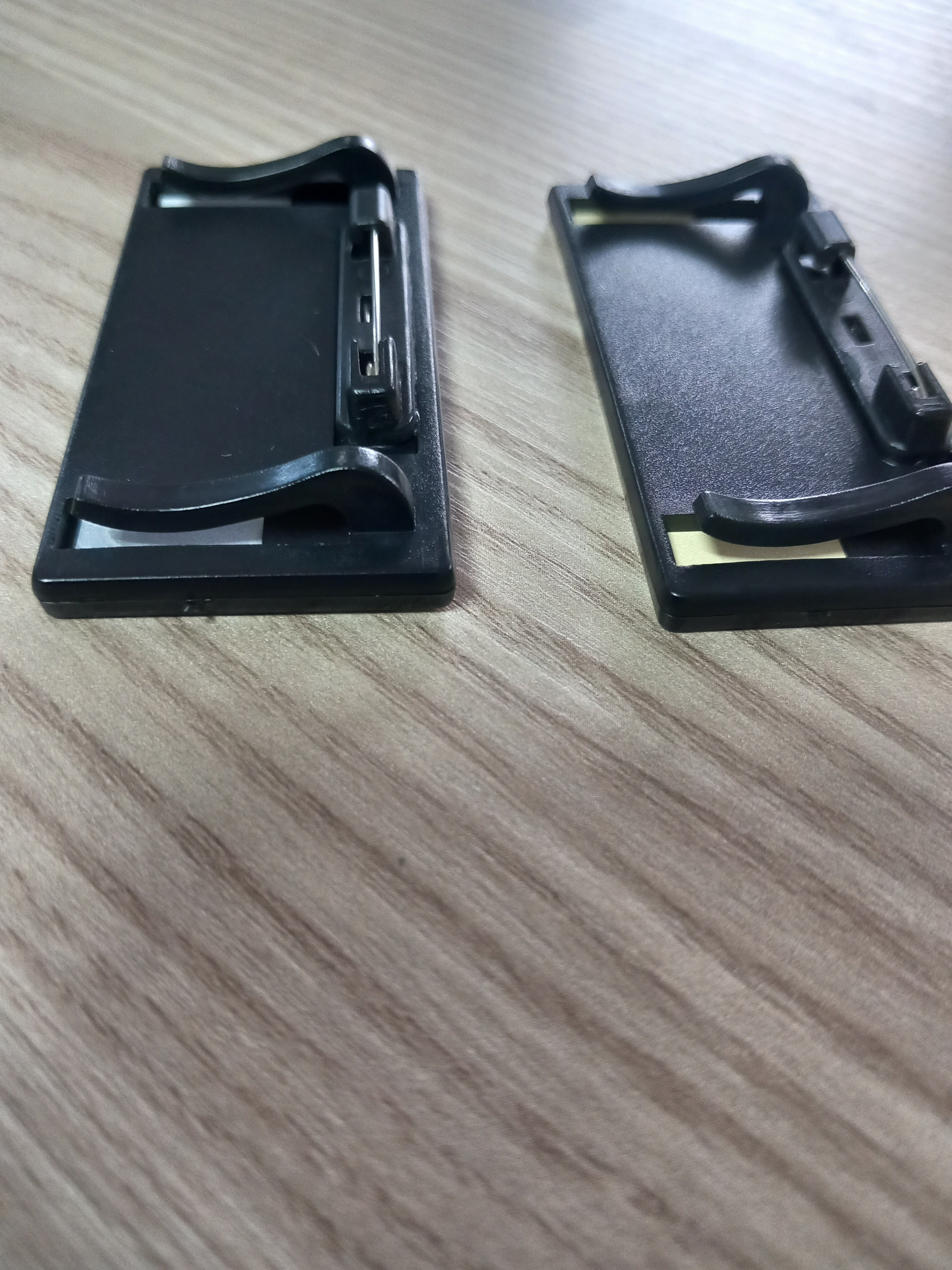 Changeable Reusable Window Name Badge - Replaceable Insert Name Tag