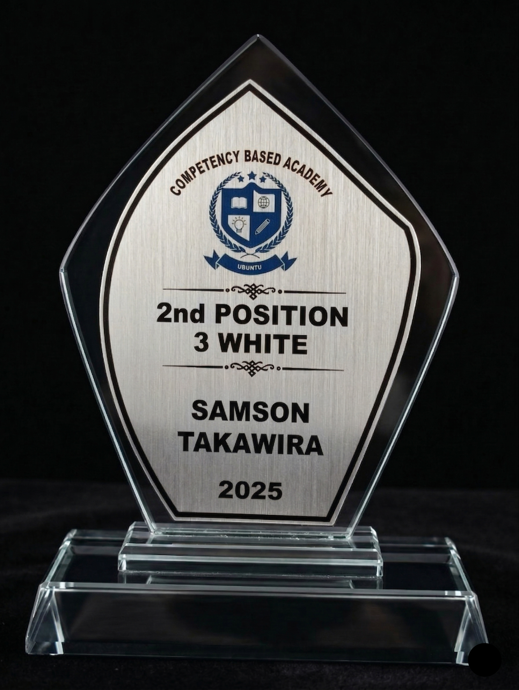 Accolade Award Series - Premium Crystal Glass Award with Metallic Finish